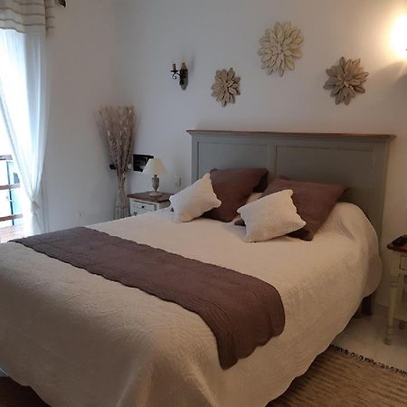 Les Chambres Manon - Piscine, Spa, Tennis Belcodene Εξωτερικό φωτογραφία