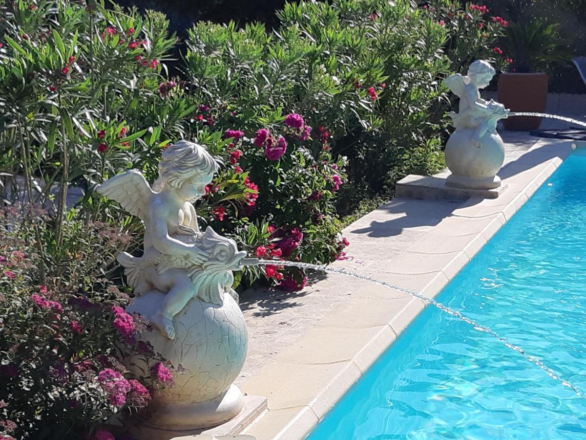 Les Chambres Manon - Piscine, Spa, Tennis Belcodene Εξωτερικό φωτογραφία