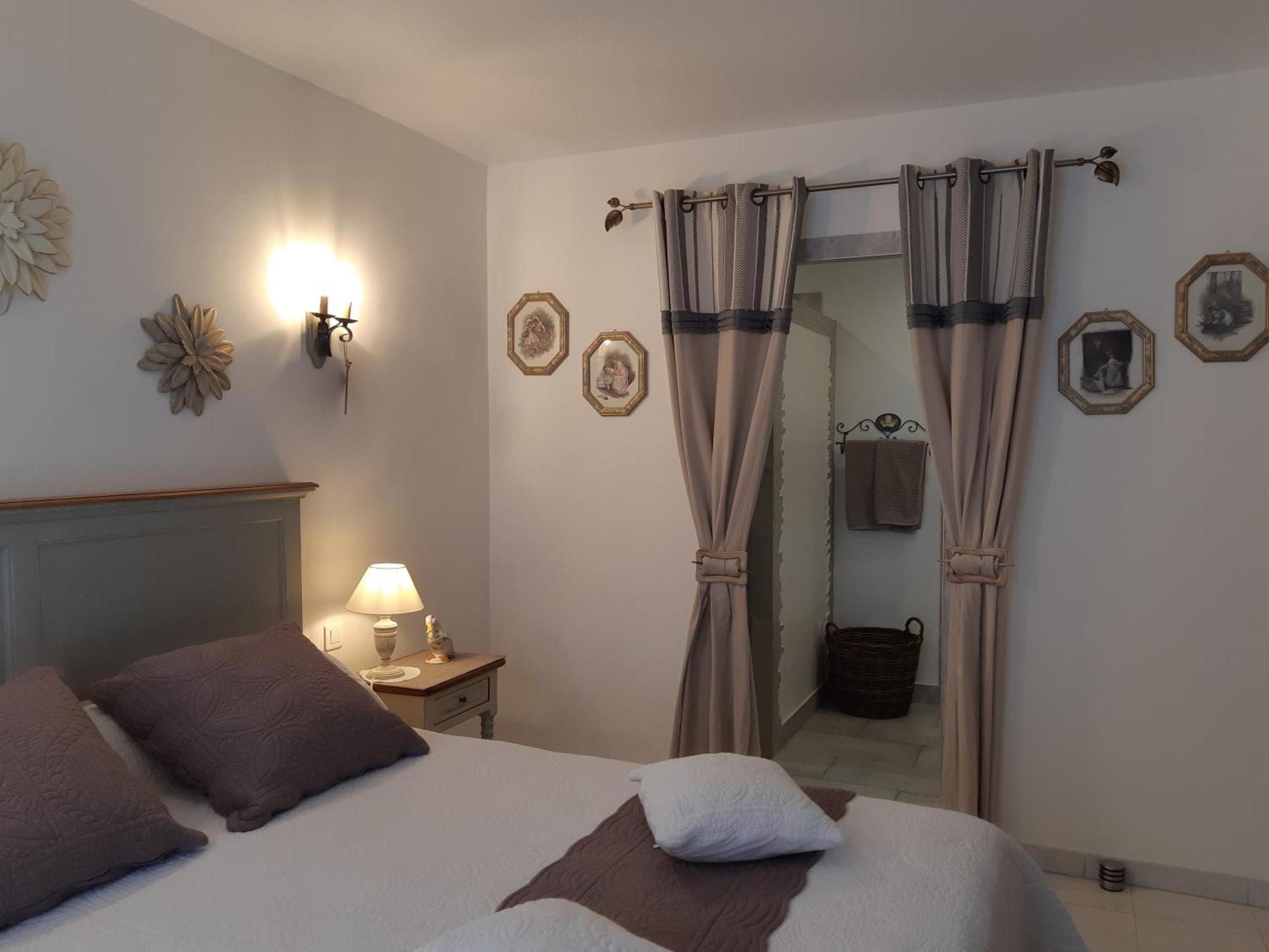 Les Chambres Manon - Piscine, Spa, Tennis Belcodene Εξωτερικό φωτογραφία